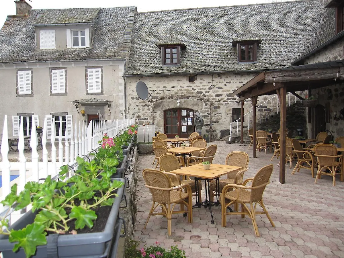 Le Clos De Banes Argences-en-Aubrac Bed & Breakfast